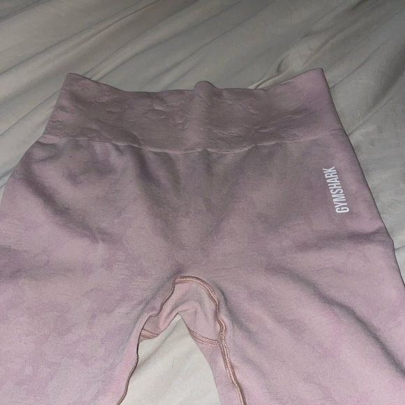 Gymshark Adapt Camo Seamless Leggings 🦈🩷 - Picture 2 of 2